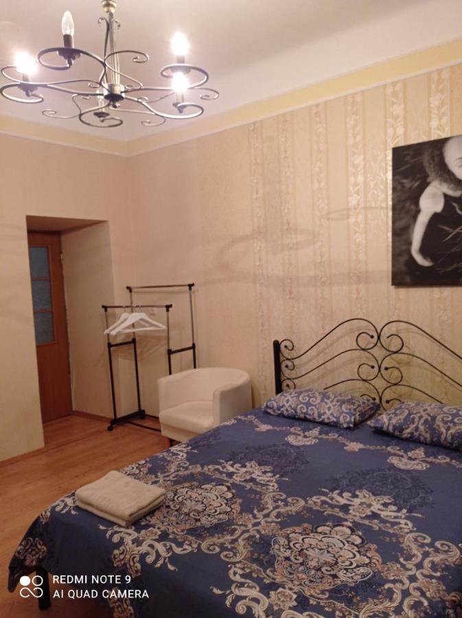 Khmelnytsky Street Near Opera Apartment ลวีฟ ภายนอก รูปภาพ